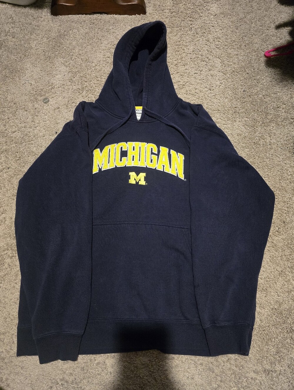 2013 Michigan State Wolverines Hoodie, Section 101 MAJESTIC SIZE XL, heavyweight